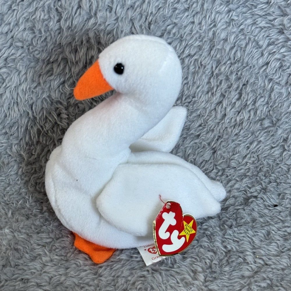 Ty Beanie Baby Gracie the Swan Plush White Orange Beak Stuffed Animal